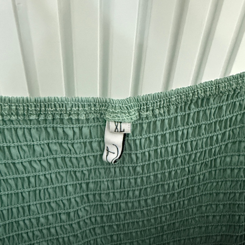 Elegant Green Lace Tiered Dress - Picture 5 of 6